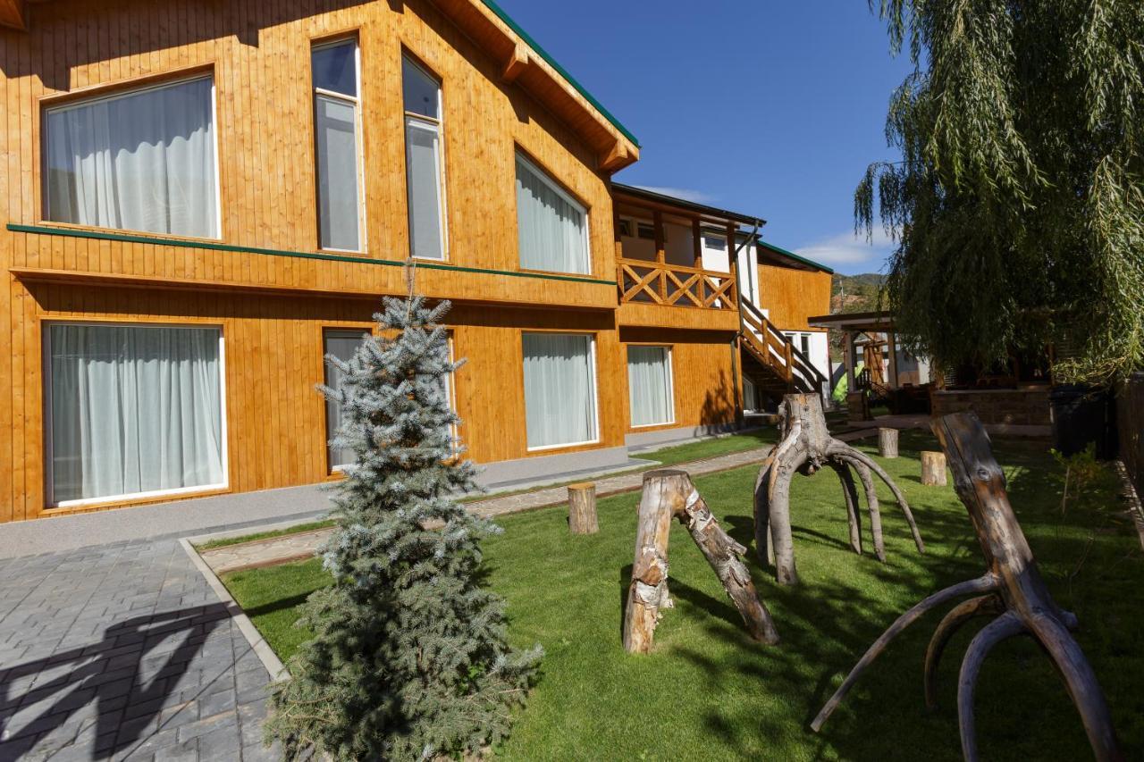 Buturuga Mica Villa Nehoiu Eksteriør billede